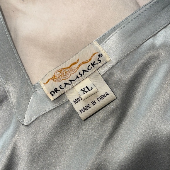 Elegant Silver Satin Nightgown - Picture 2 of 4